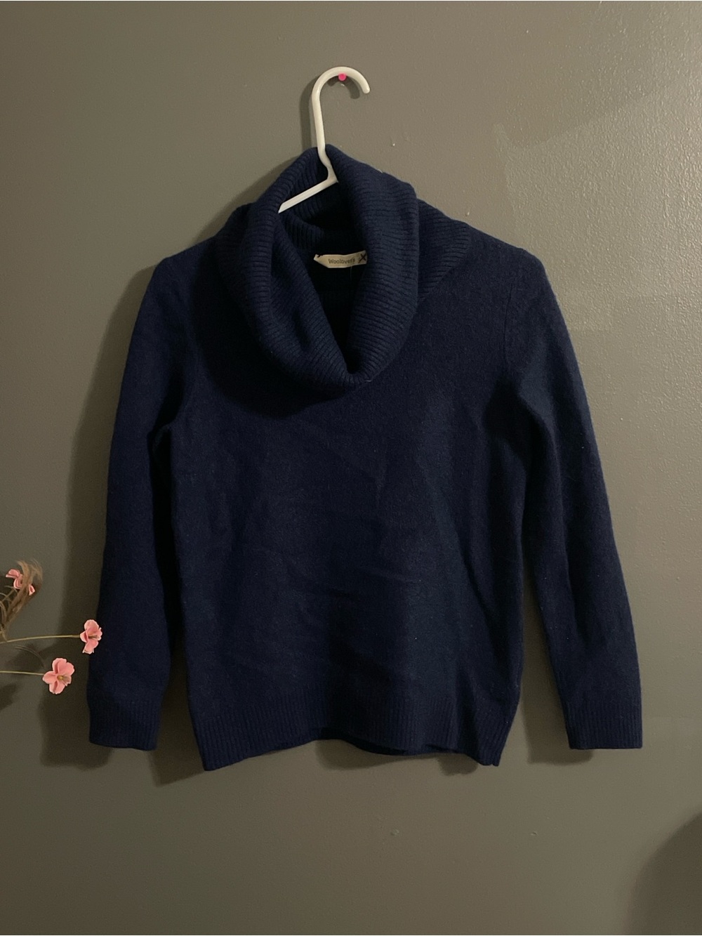 WoolOvers 100% Cashmere Navy Blue Turtleneck Sweater Women’s XS Soft Luxury Knit